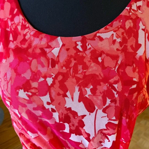 🌷 Tahari Pink and Red Ruched Sheath Midi Dress - NWT - Picture 4 of 9